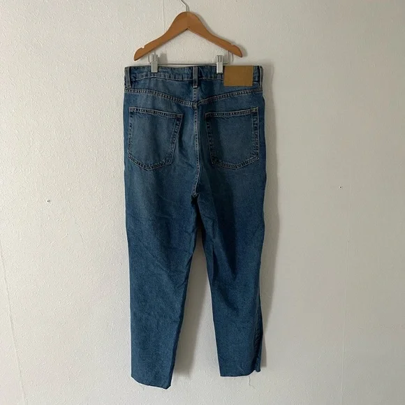 H&M High Rise Straight Leg - Picture 5 of 5